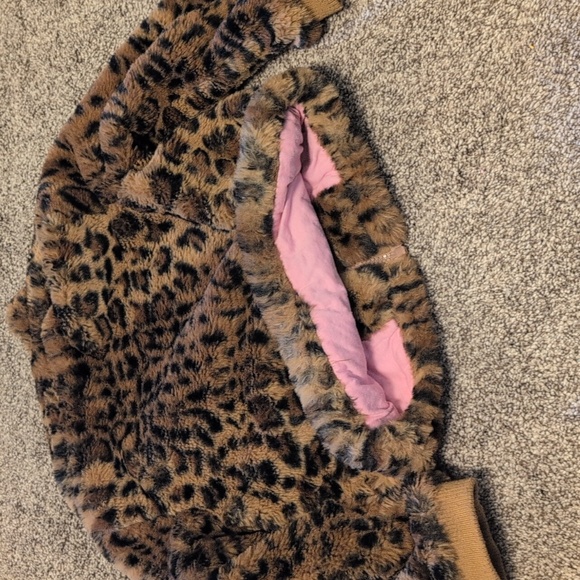 Cat&Jack leopard bomber jacket sz 4 - Picture 5 of 5